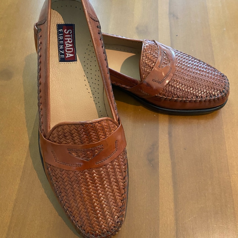Brown woven loafers
